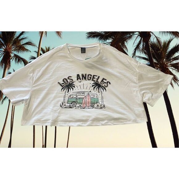 Crop t-shirt by Shein - Picture 2 of 7